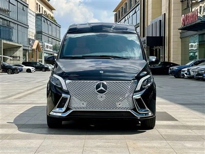 Mercedes-Benz2.0T Business 8-kohaline