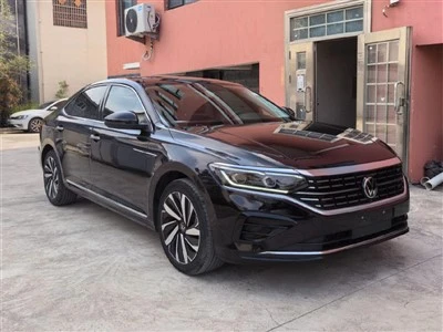 Volkswagen Passat 280TSI Business 2023.a